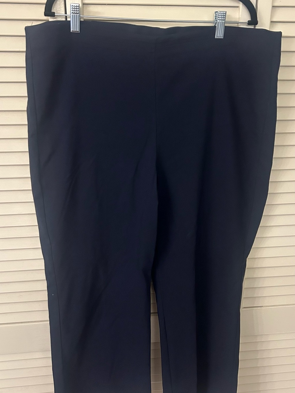 Chicos Navy Cropped Pants